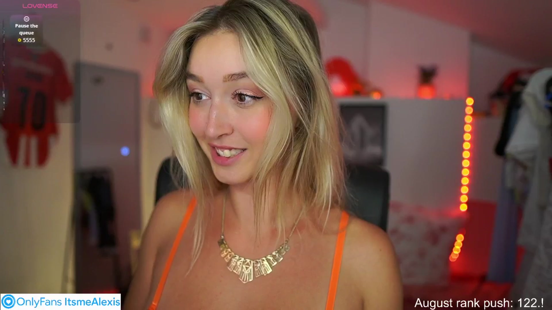 Gallery image thumbnail from Alexis__Texas's myfreecams stream on, 08/15/2025, 21:52 image 8 of 20