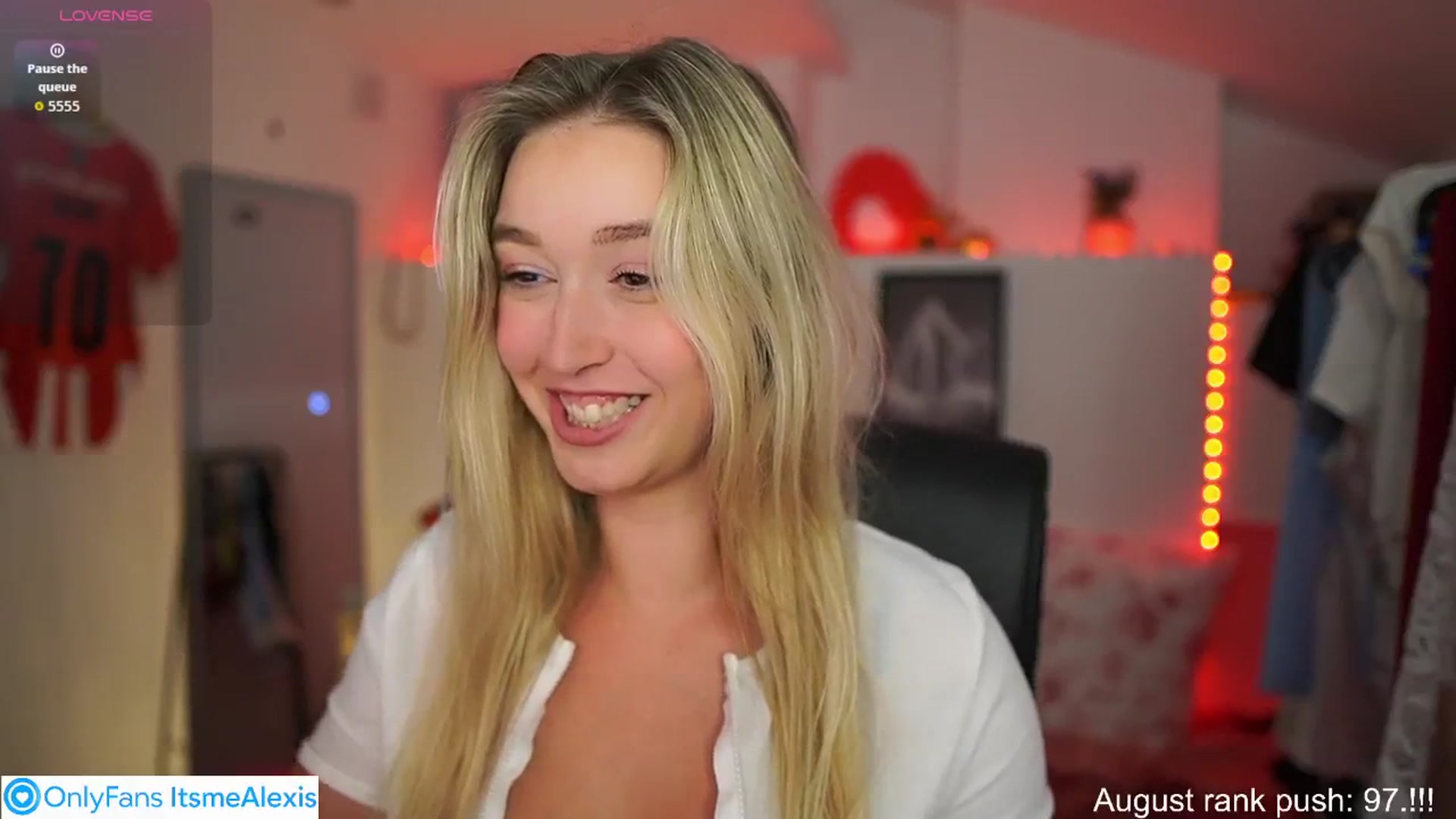 Gallery image thumbnail from Alexis__Texas's myfreecams stream on, 08/19/2025, 15:53 image 14 of 20
