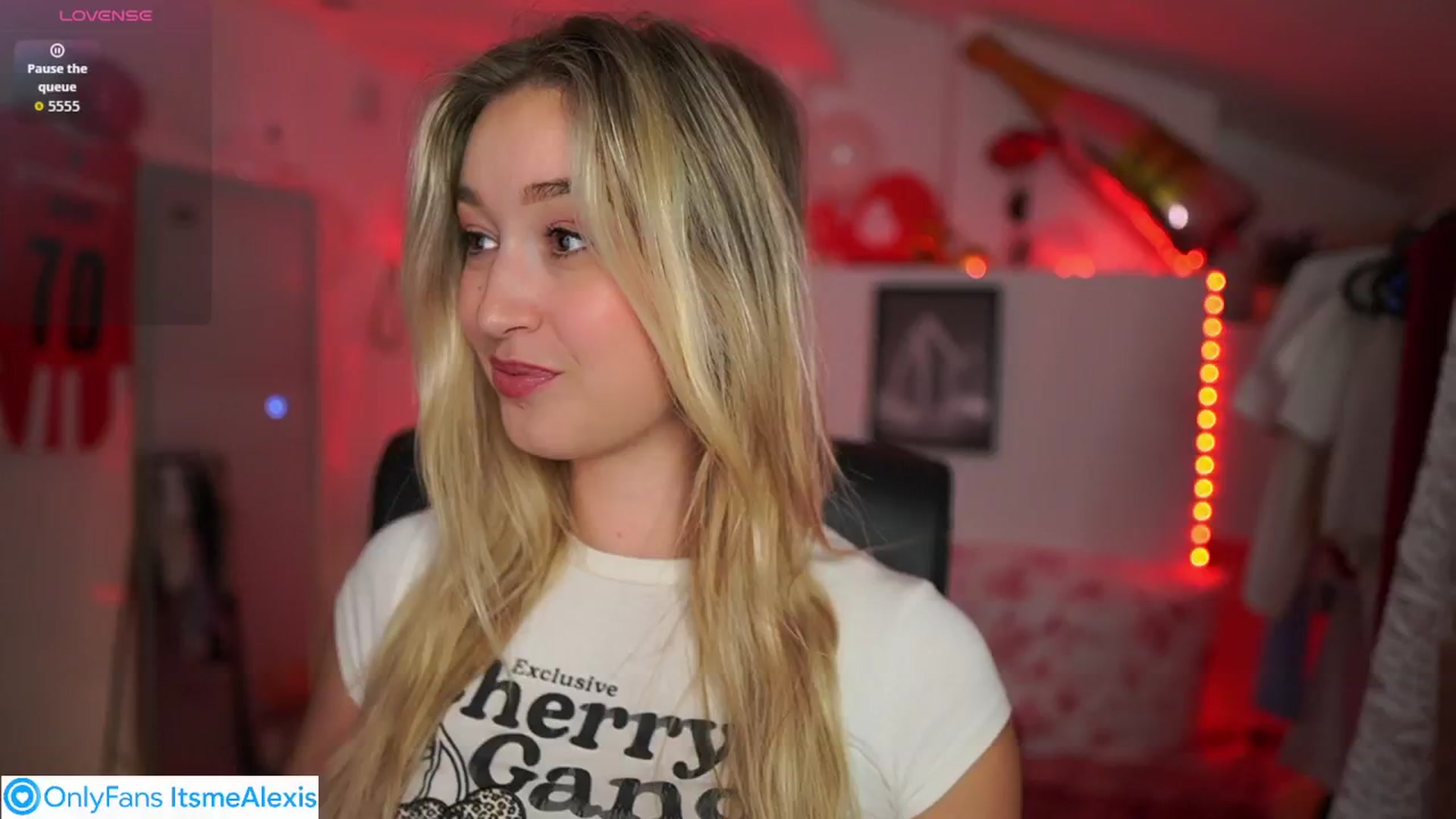 Gallery image thumbnail from Alexis__Texas's myfreecams stream on, 09/02/2025, 15:12 image 3 of 20