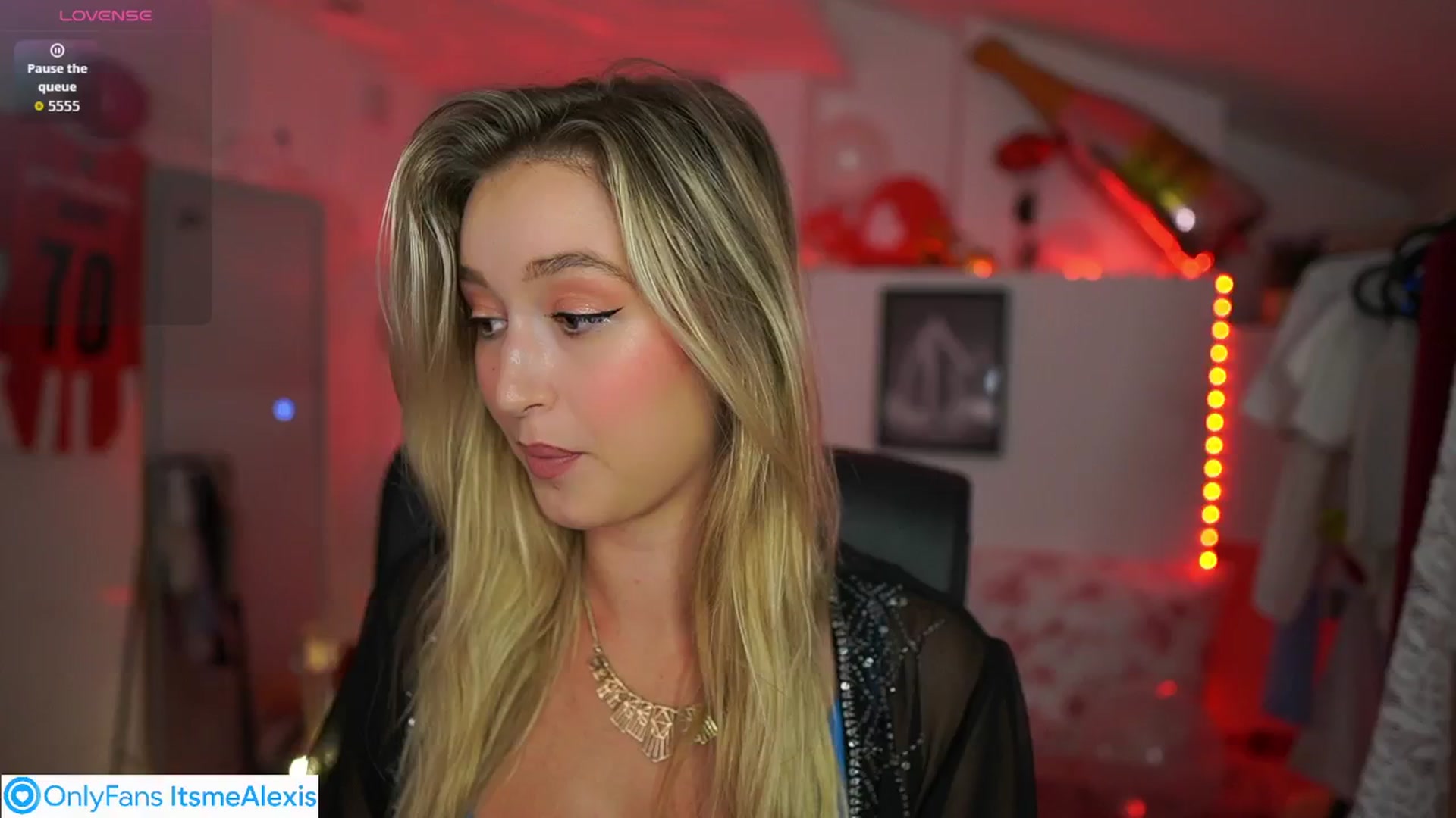 Gallery image thumbnail from Alexis__Texas's myfreecams stream on, 09/03/2025, 19:10 image 19 of 20