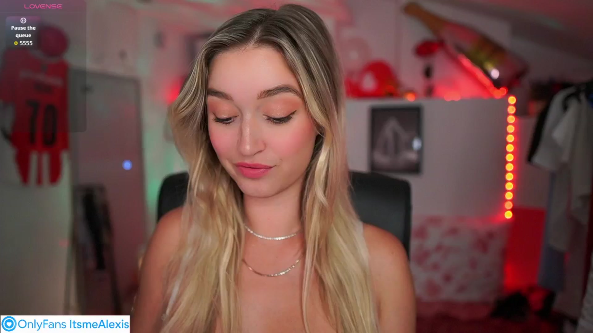 Gallery image thumbnail from Alexis__Texas's myfreecams stream on, 09/07/2025, 23:05 image 1 of 20