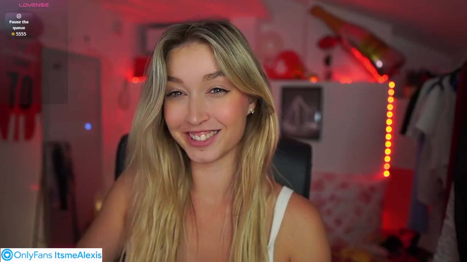 Gallery image thumbnail from Alexis__Texas's myfreecams stream on, 09/09/2025, 17:35 image 8 of 20