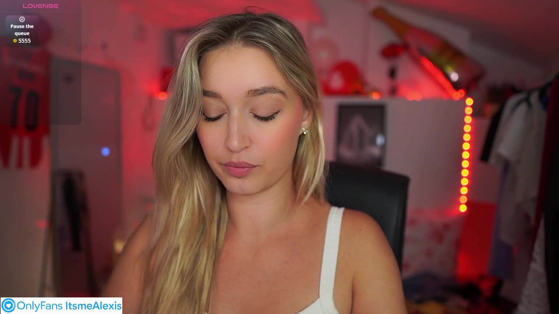 Gallery image thumbnail from Alexis__Texas's myfreecams stream on, 09/09/2025, 17:35 image 15 of 20