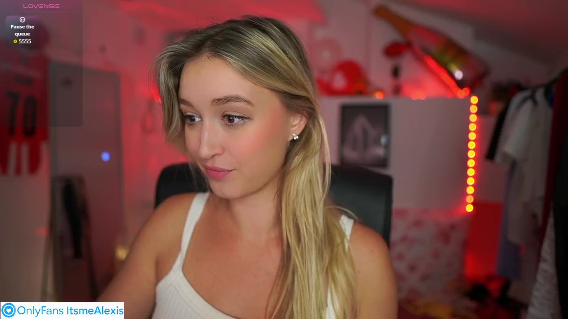 Gallery image thumbnail from Alexis__Texas's myfreecams stream on, 09/09/2025, 18:06 image 20 of 20