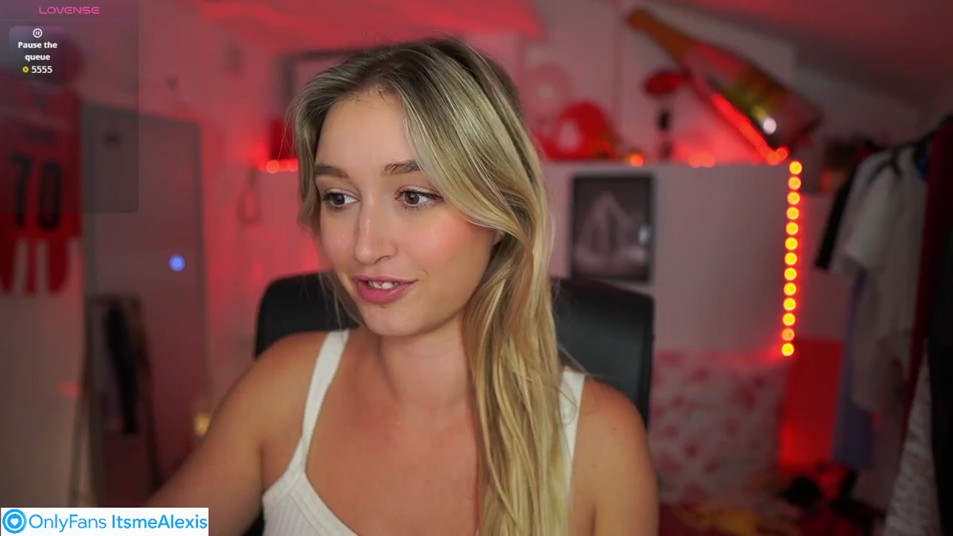 Gallery image thumbnail from Alexis__Texas's myfreecams stream on, 09/09/2025, 18:06 image 18 of 20