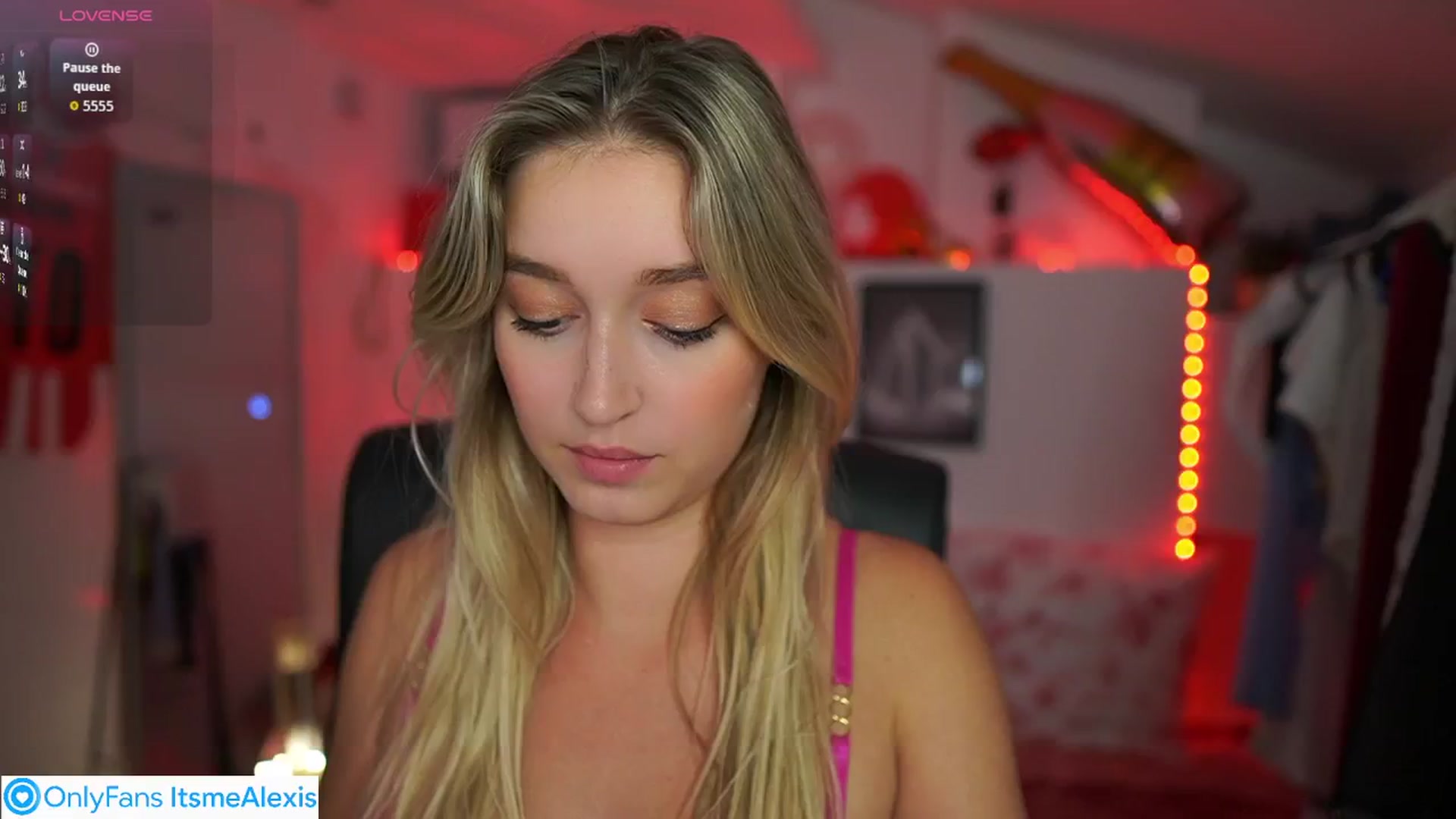 Gallery image thumbnail from Alexis__Texas's myfreecams stream on, 09/10/2025, 23:09 image 17 of 20