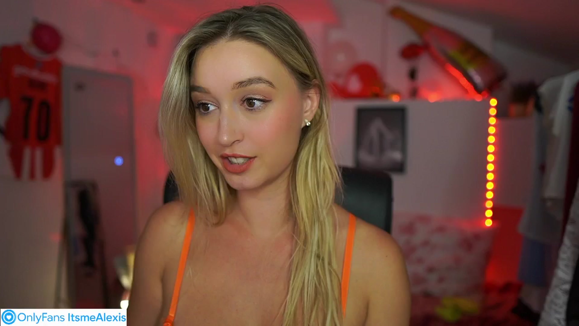 Gallery image thumbnail from Alexis__Texas's myfreecams stream on, 09/13/2025, 16:52 image 4 of 20