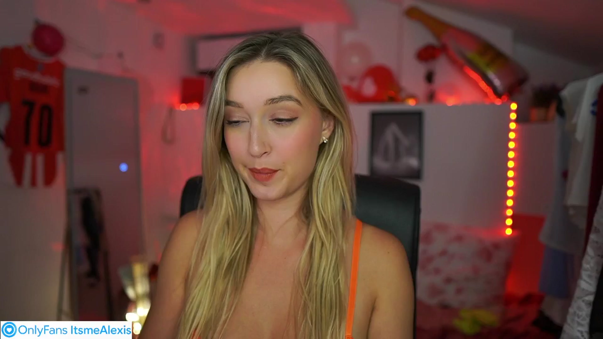 Gallery image thumbnail from Alexis__Texas's myfreecams stream on, 09/13/2025, 16:52 image 10 of 20