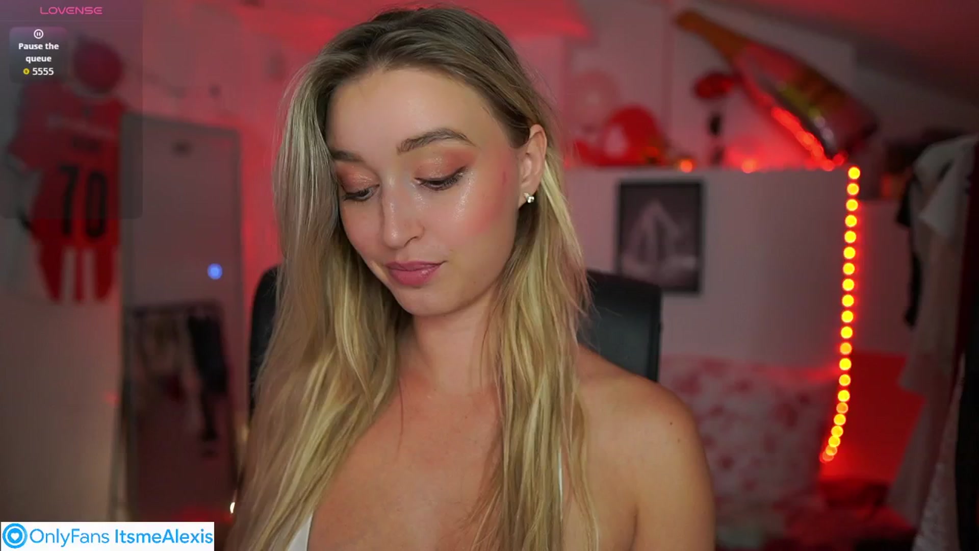 Gallery image thumbnail from Alexis__Texas's myfreecams stream on, 09/19/2025, 20:46 image 1 of 20