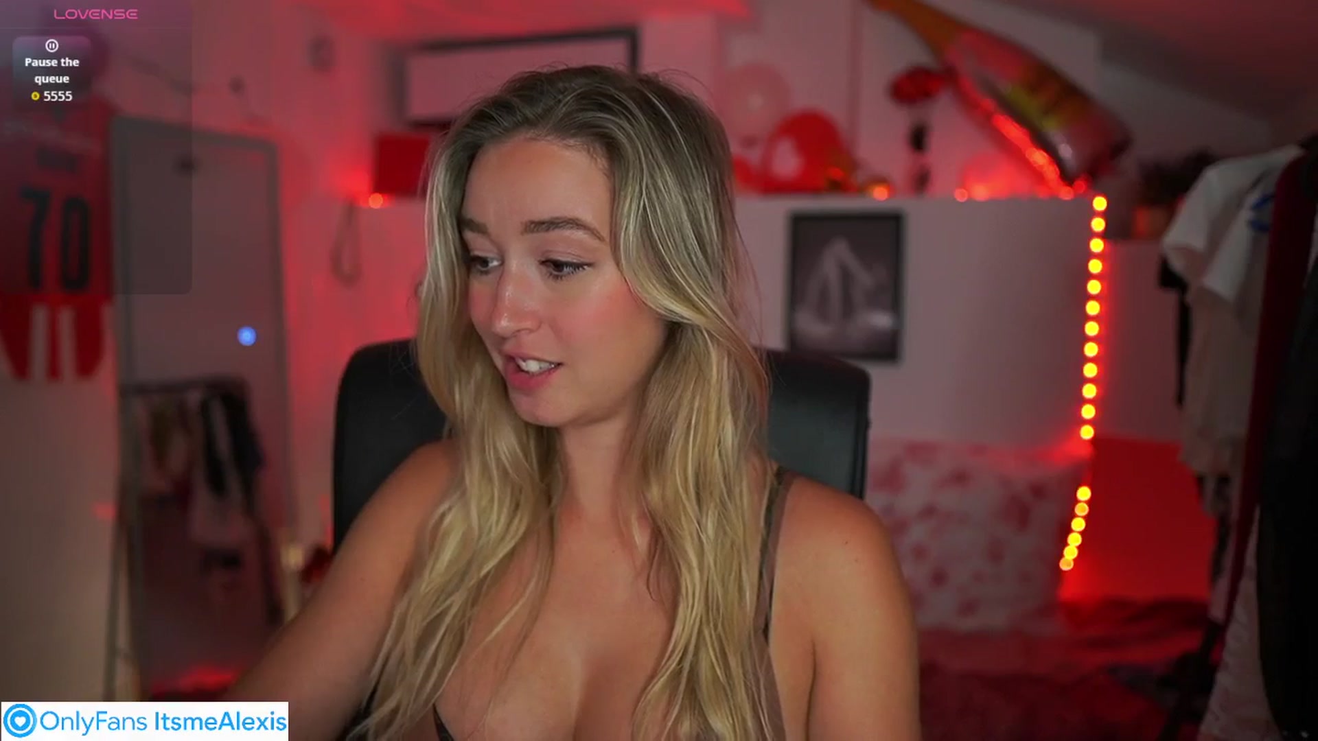 Gallery image thumbnail from Alexis__Texas's myfreecams stream on, 09/23/2025, 13:21 image 4 of 20