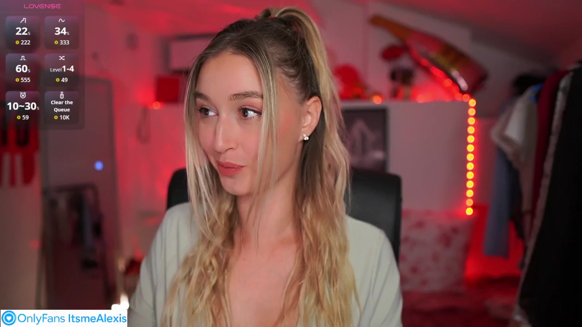Gallery image thumbnail from Alexis__Texas's myfreecams stream on, 10/01/2025, 21:54 image 7 of 20