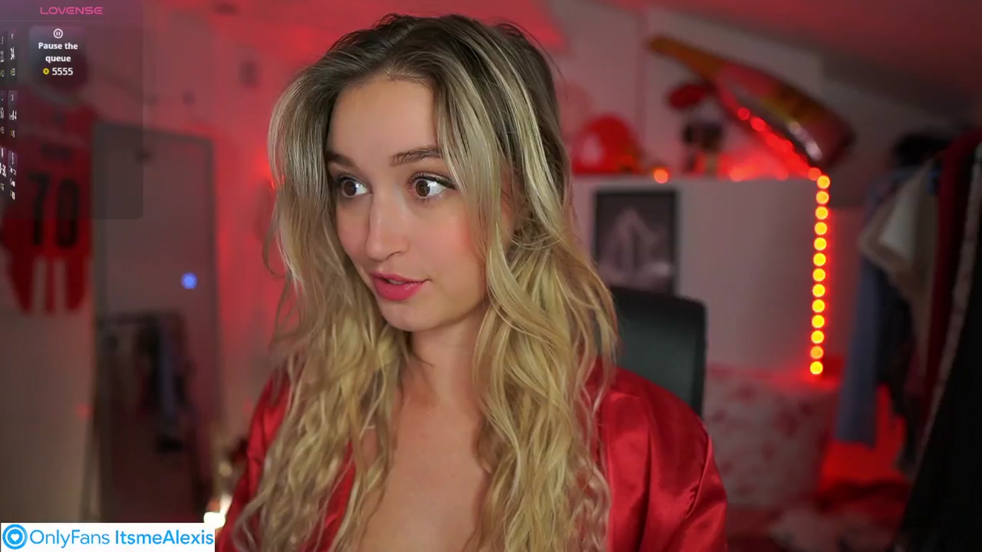 Gallery image thumbnail from Alexis__Texas's myfreecams stream on, 10/04/2025, 16:29 image 11 of 20