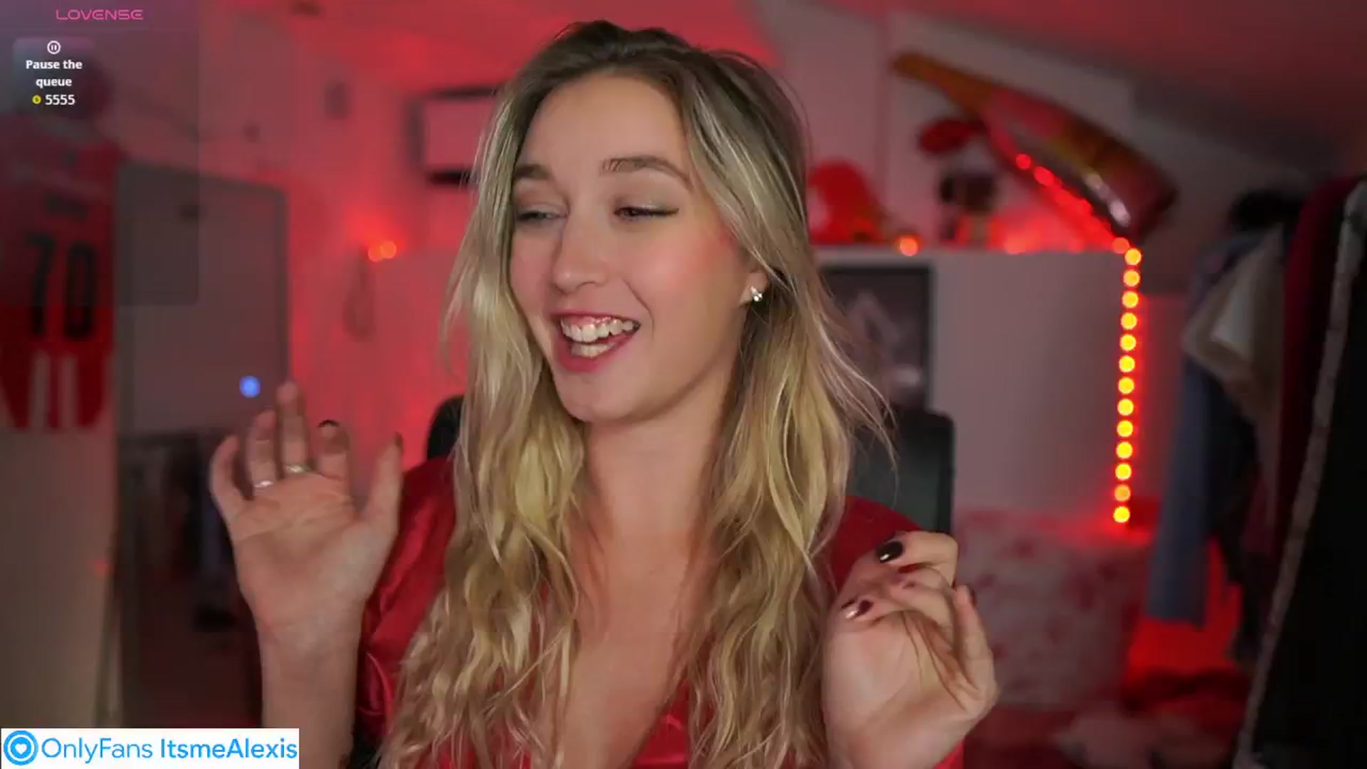 Gallery image thumbnail from Alexis__Texas's myfreecams stream on, 10/04/2025, 18:03 image 4 of 20