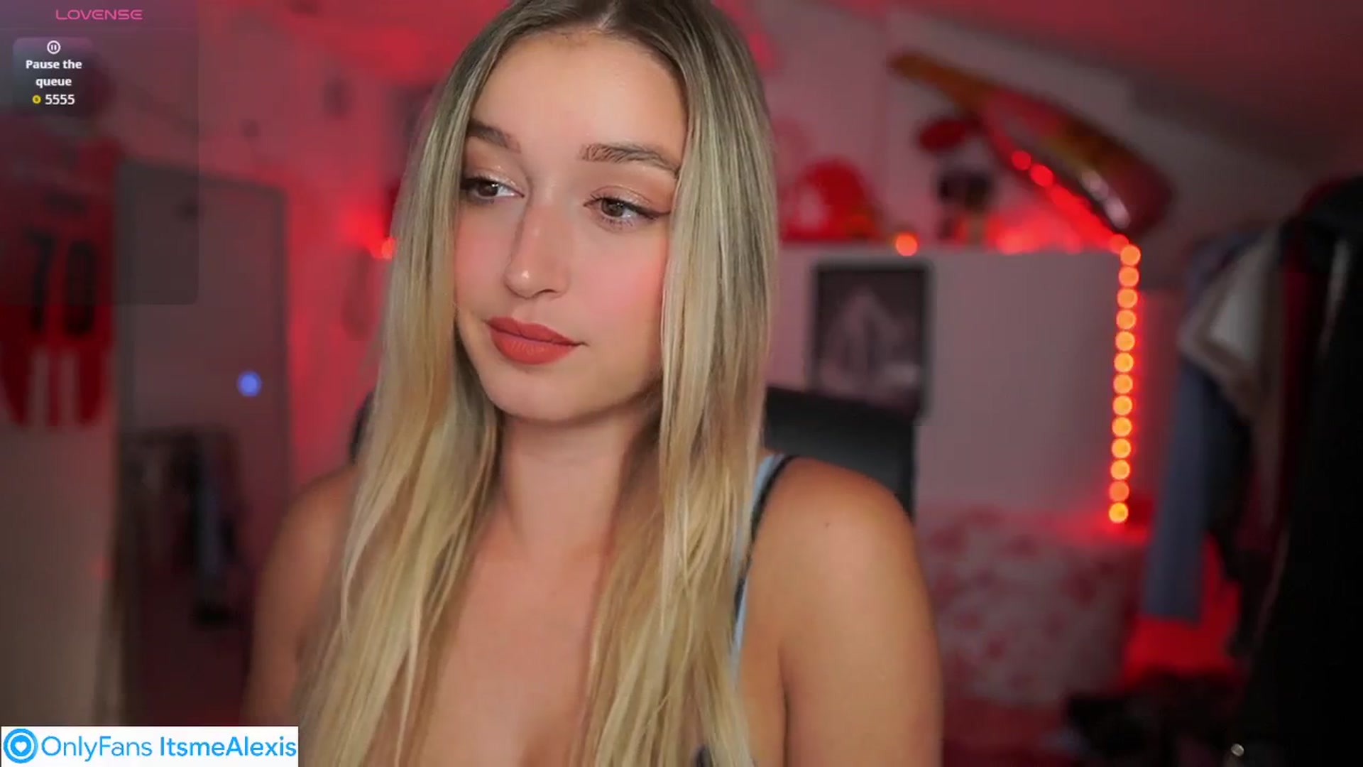 Gallery image thumbnail from Alexis__Texas's myfreecams stream on, 10/05/2025, 20:47 image 9 of 20