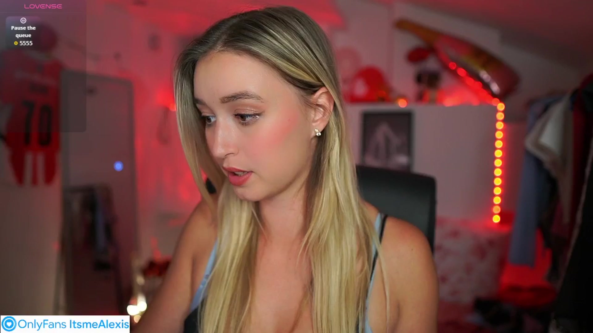 Gallery image thumbnail from Alexis__Texas's myfreecams stream on, 10/05/2025, 22:44 image 7 of 20