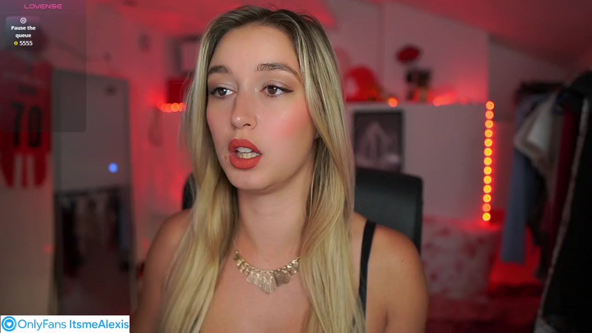 Gallery image thumbnail from Alexis__Texas's myfreecams stream on, 10/07/2025, 13:33 image 1 of 20