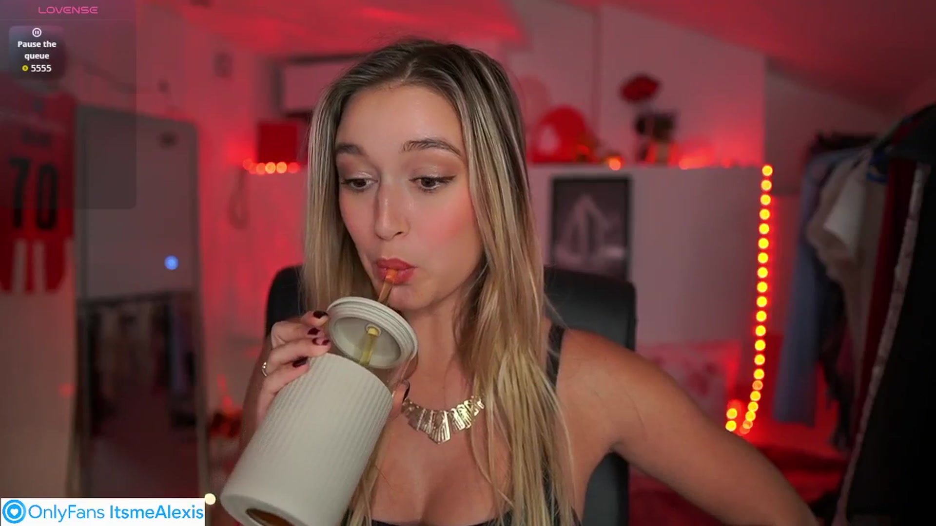 Gallery image thumbnail from Alexis__Texas's myfreecams stream on, 10/07/2025, 17:47 image 11 of 20