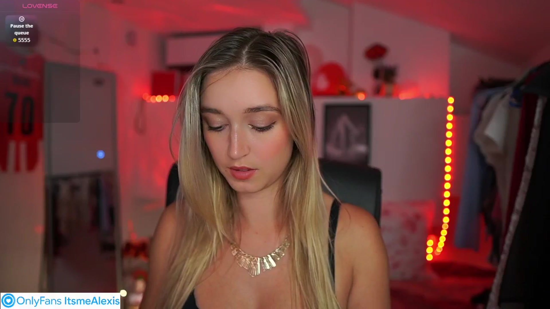 Gallery image thumbnail from Alexis__Texas's myfreecams stream on, 10/07/2025, 17:47 image 10 of 20