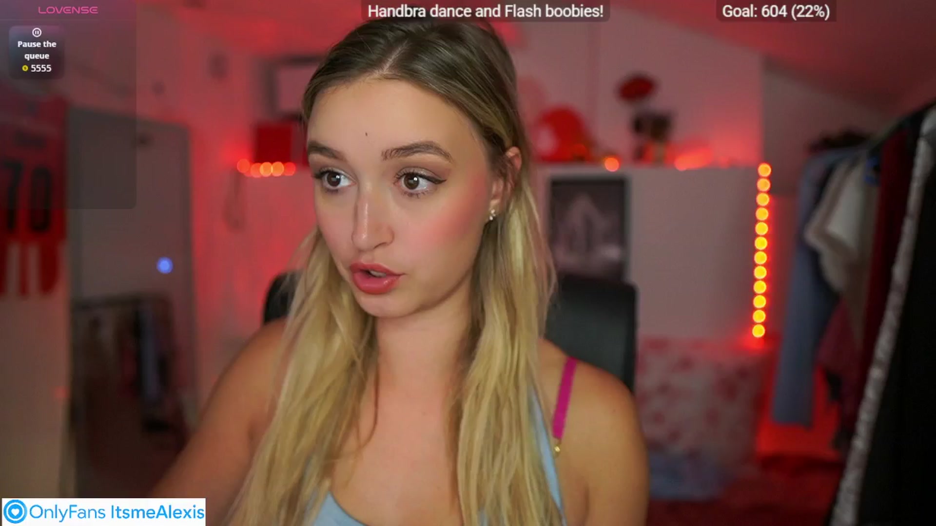 Gallery image thumbnail from Alexis__Texas's myfreecams stream on, 10/10/2025, 20:45 image 17 of 20