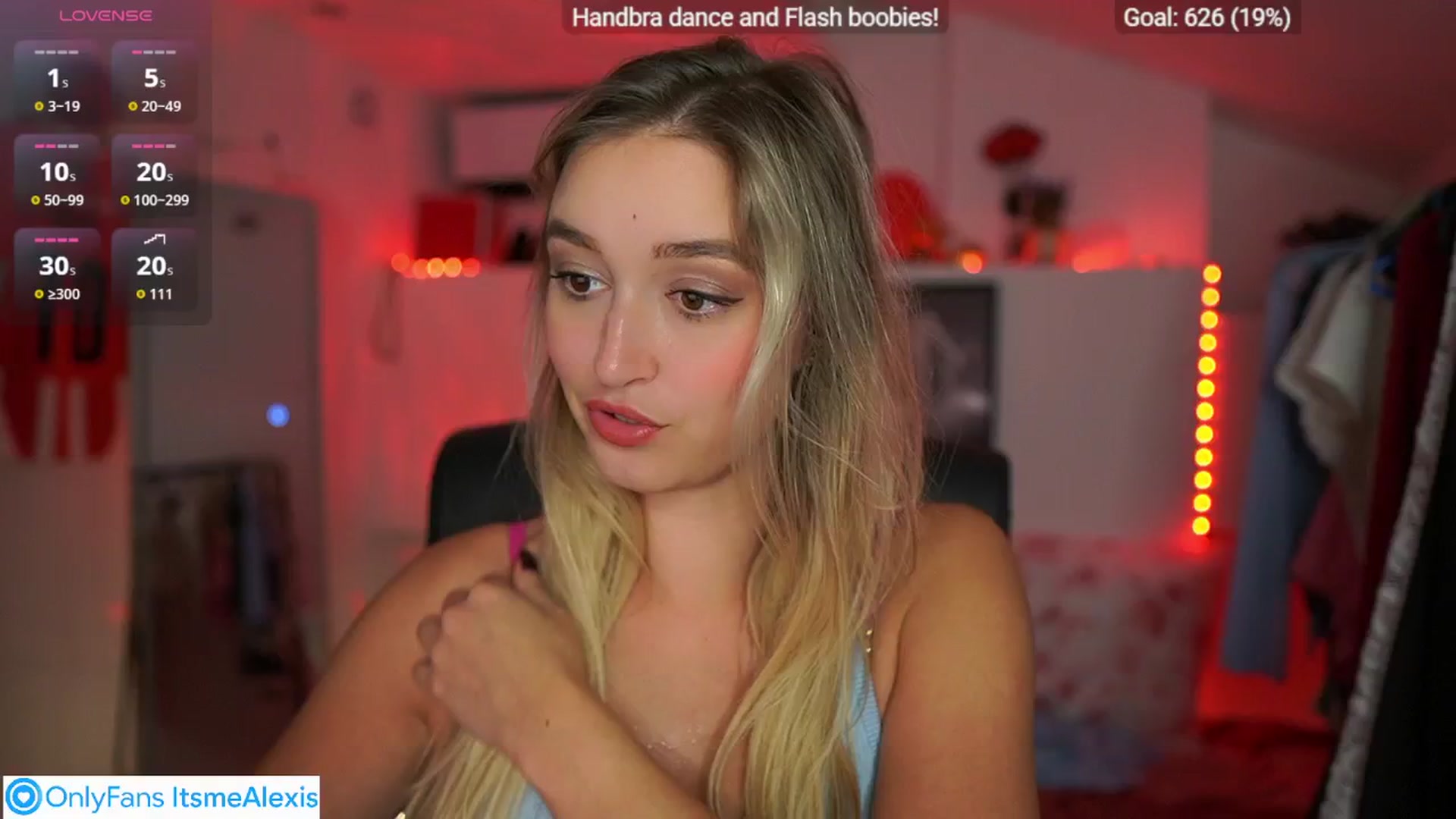 Gallery image thumbnail from Alexis__Texas's myfreecams stream on, 10/10/2025, 20:45 image 15 of 20