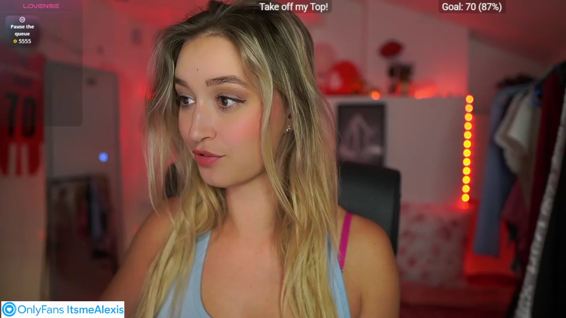 Gallery image thumbnail from Alexis__Texas's myfreecams stream on, 10/10/2025, 22:45 image 16 of 20
