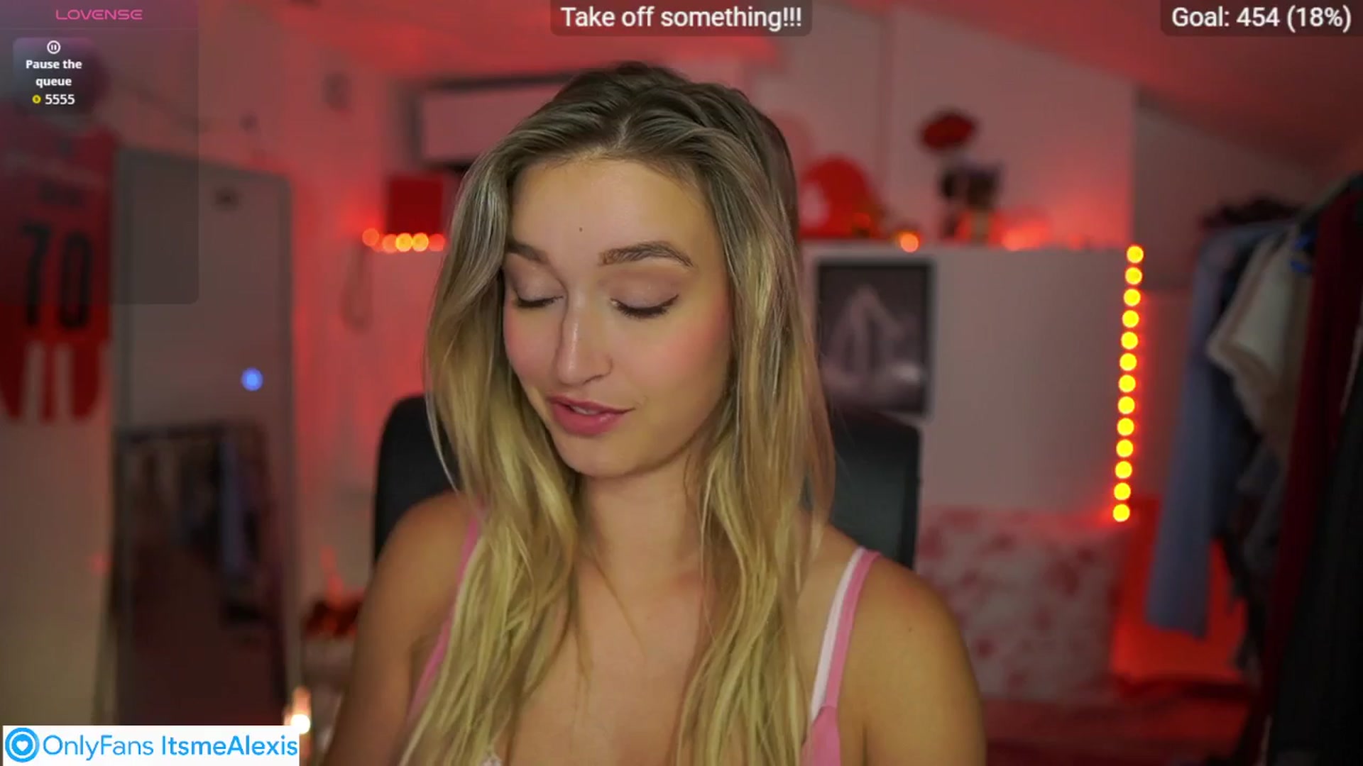 Gallery image thumbnail from Alexis__Texas's myfreecams stream on, 10/12/2025, 22:15 image 7 of 20