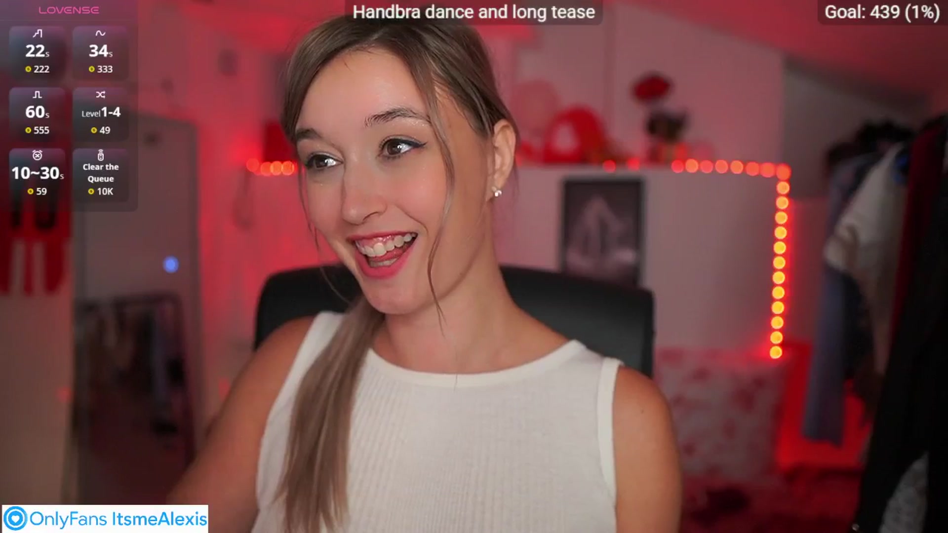 Gallery image thumbnail from Alexis__Texas's myfreecams stream on, 10/15/2025, 20:20 image 19 of 20