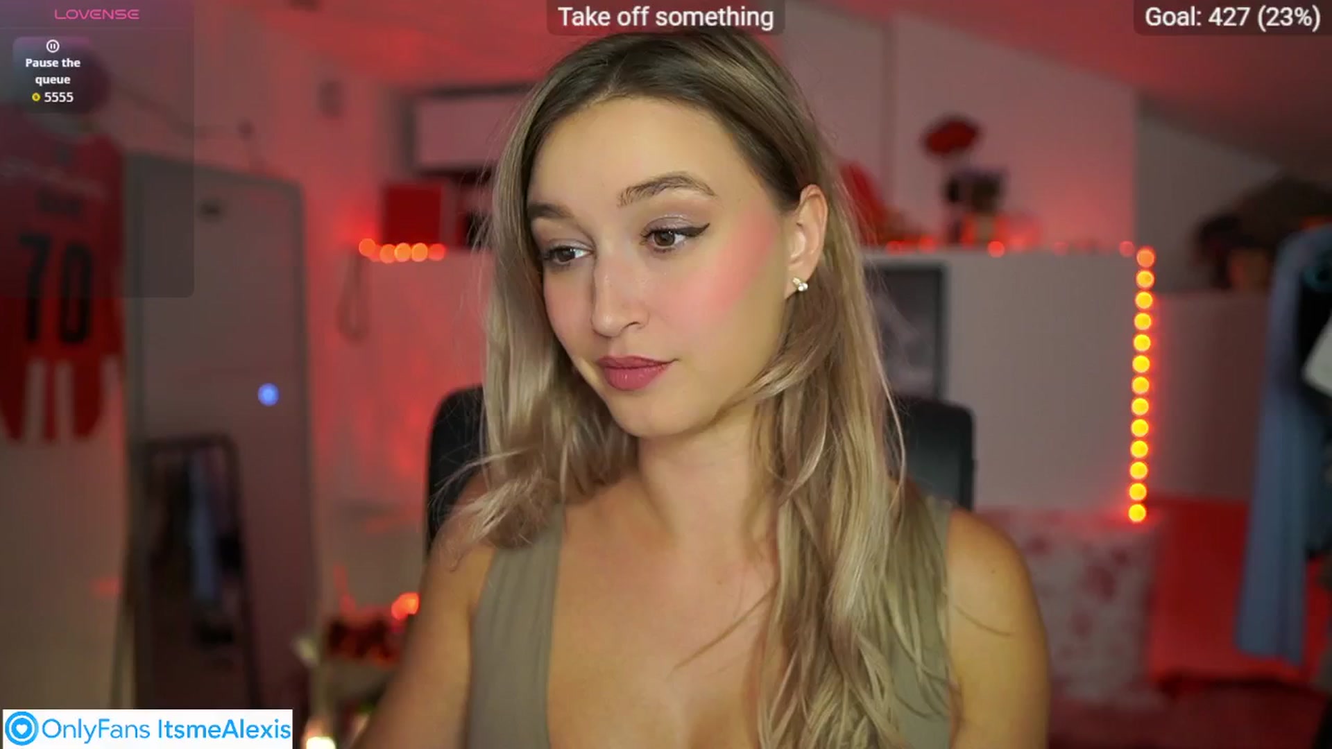 Gallery image thumbnail from Alexis__Texas's myfreecams stream on, 10/17/2025, 20:24 image 6 of 20