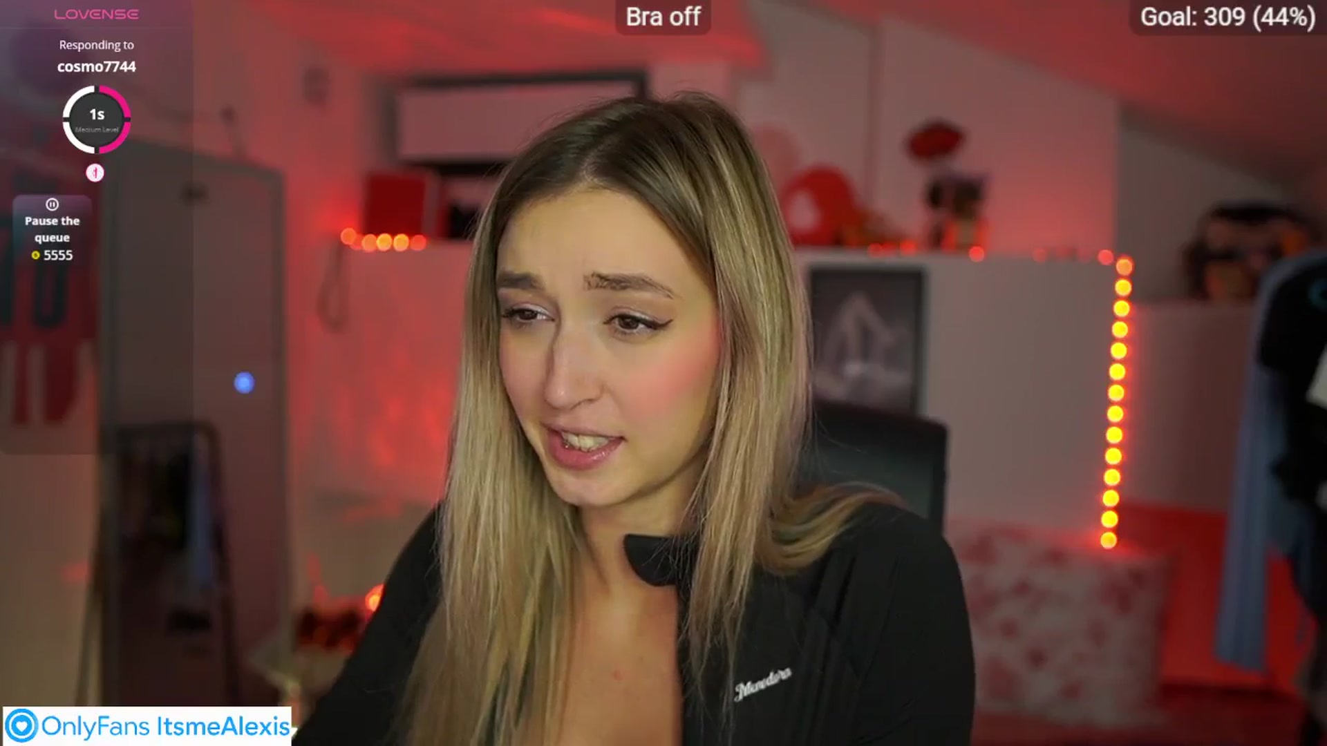 Gallery image thumbnail from Alexis__Texas's myfreecams stream on, 10/24/2025, 20:43 image 16 of 20