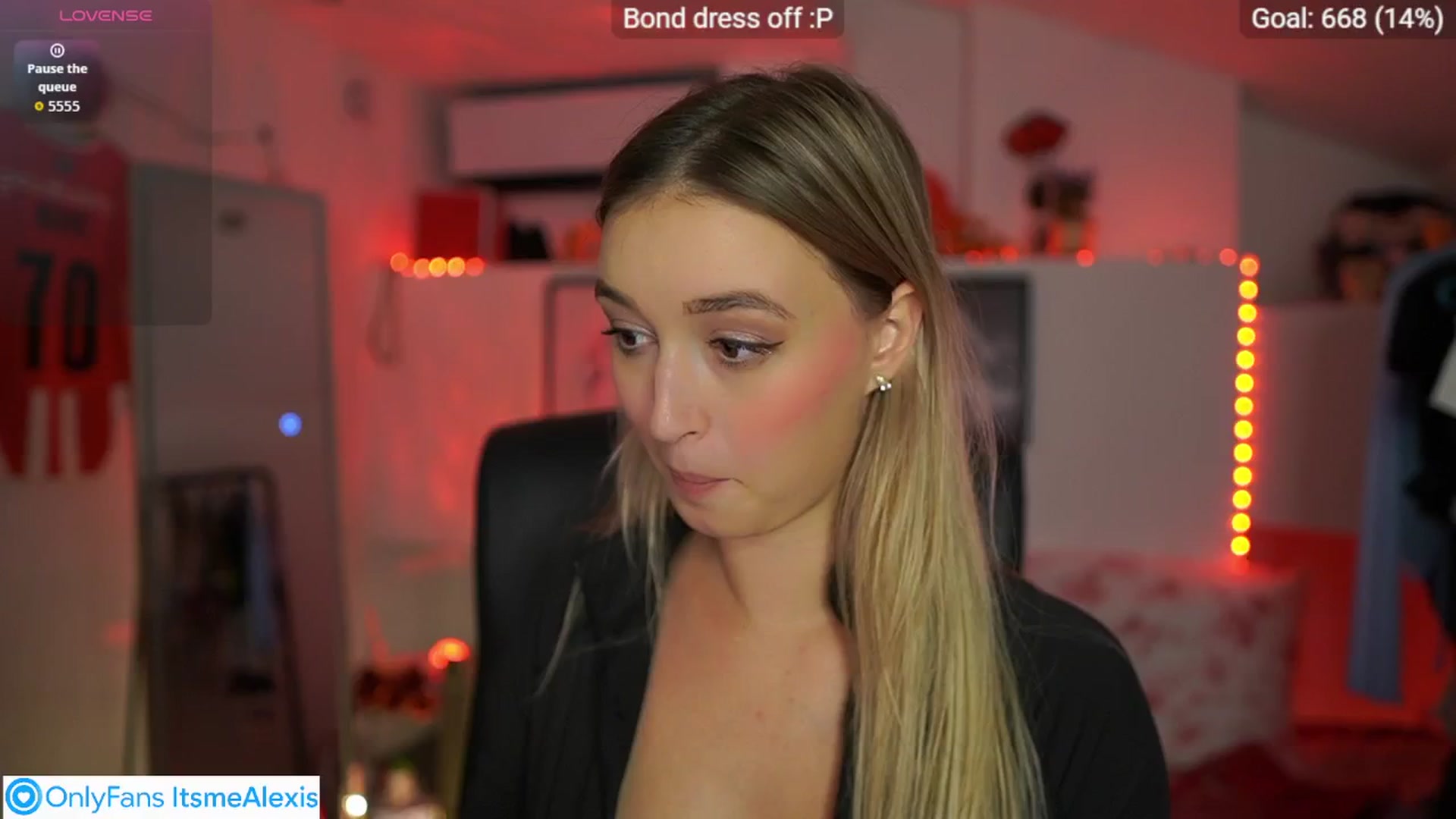 Gallery image thumbnail from Alexis__Texas's myfreecams stream on, 10/24/2025, 22:26 image 19 of 20