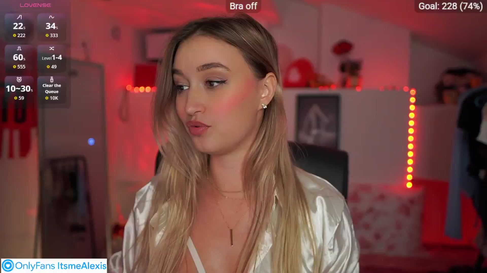 Gallery image thumbnail from Alexis__Texas's myfreecams stream on, 10/25/2025, 17:05 image 12 of 20