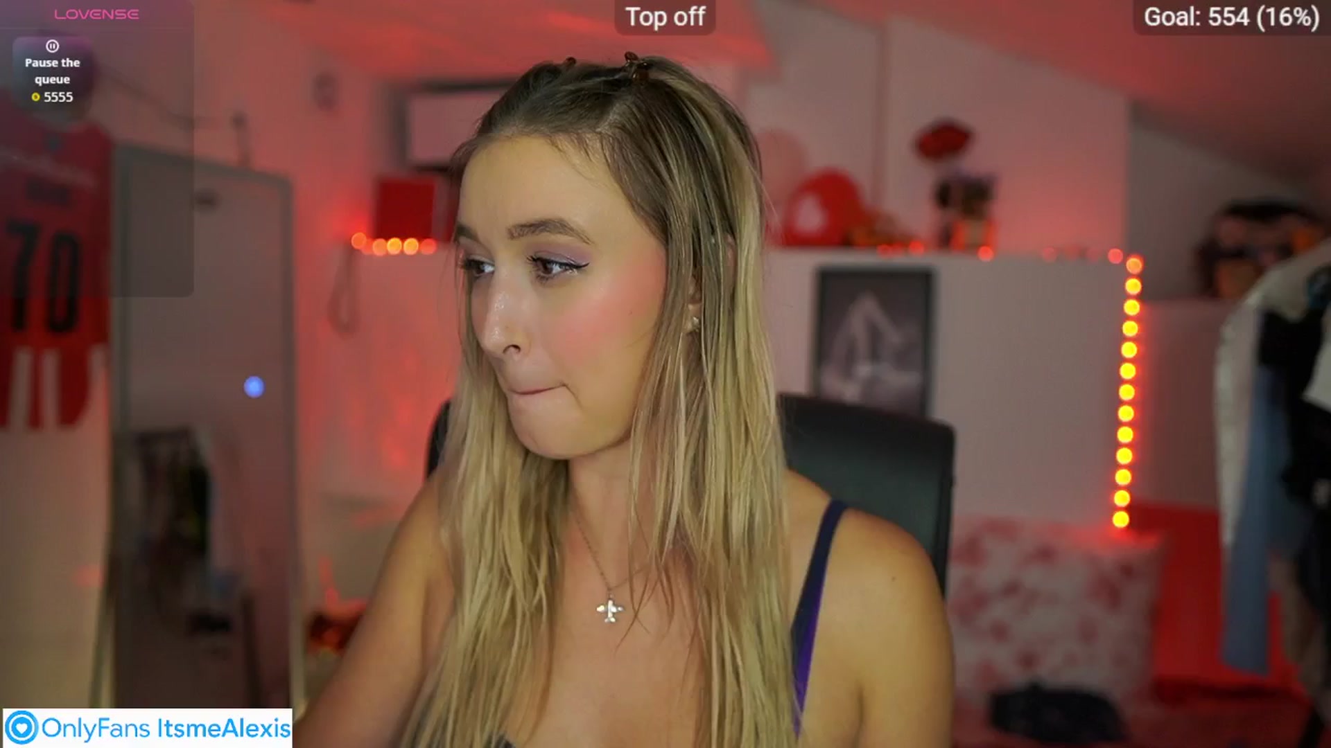 Gallery image thumbnail from Alexis__Texas's myfreecams stream on, 10/26/2025, 23:38 image 5 of 20
