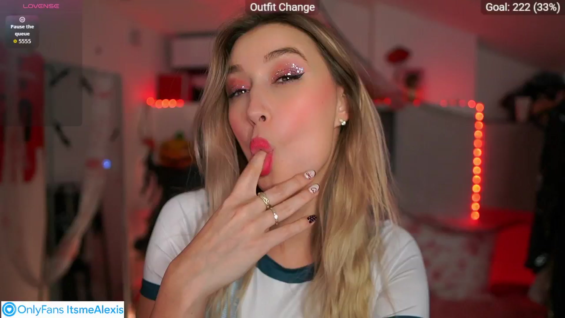 Gallery image thumbnail from Alexis__Texas's myfreecams stream on, 11/01/2025, 15:31 image 13 of 20