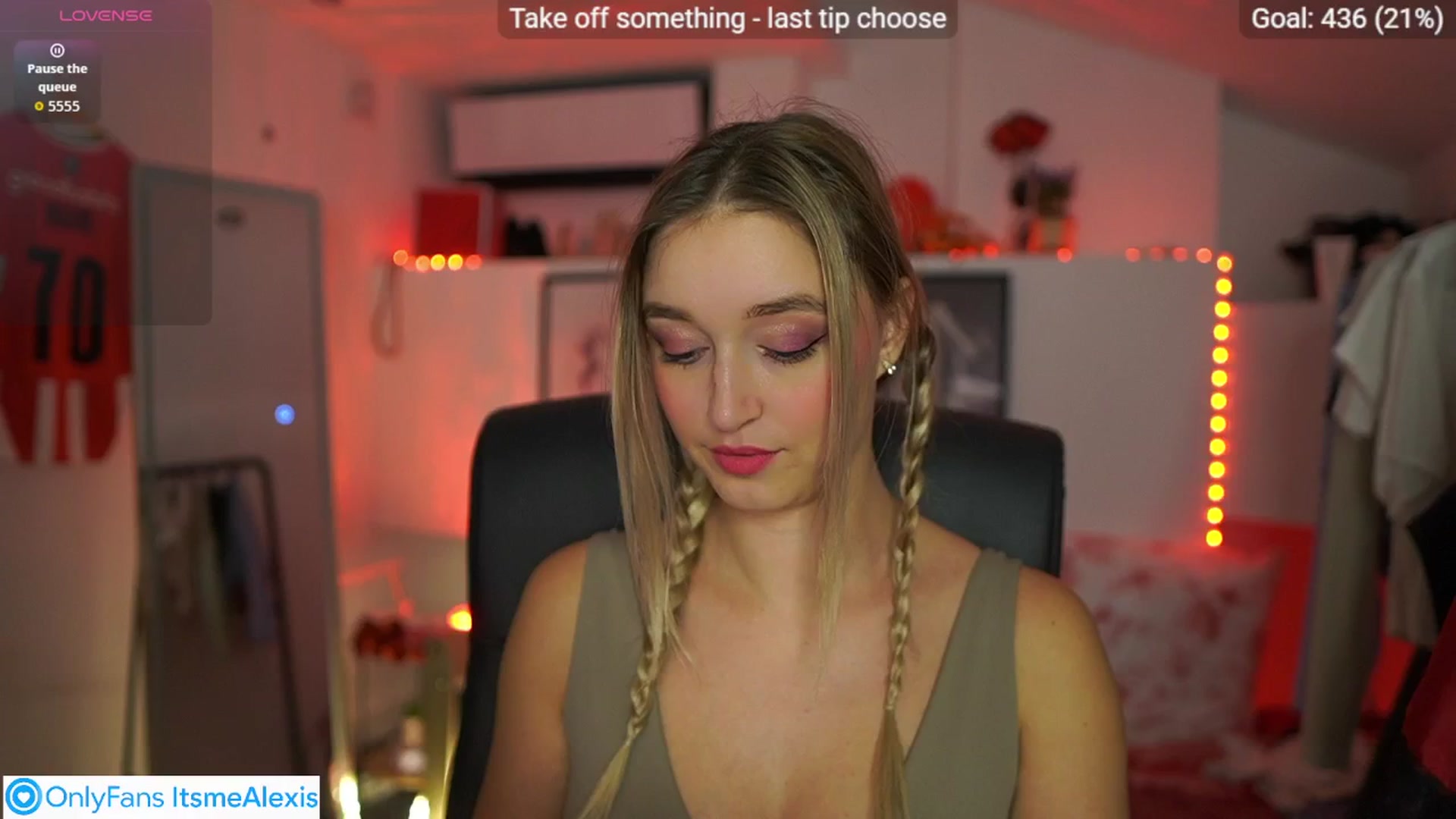 Gallery image thumbnail from Alexis__Texas's myfreecams stream on, 11/08/2025, 18:30 image 8 of 20