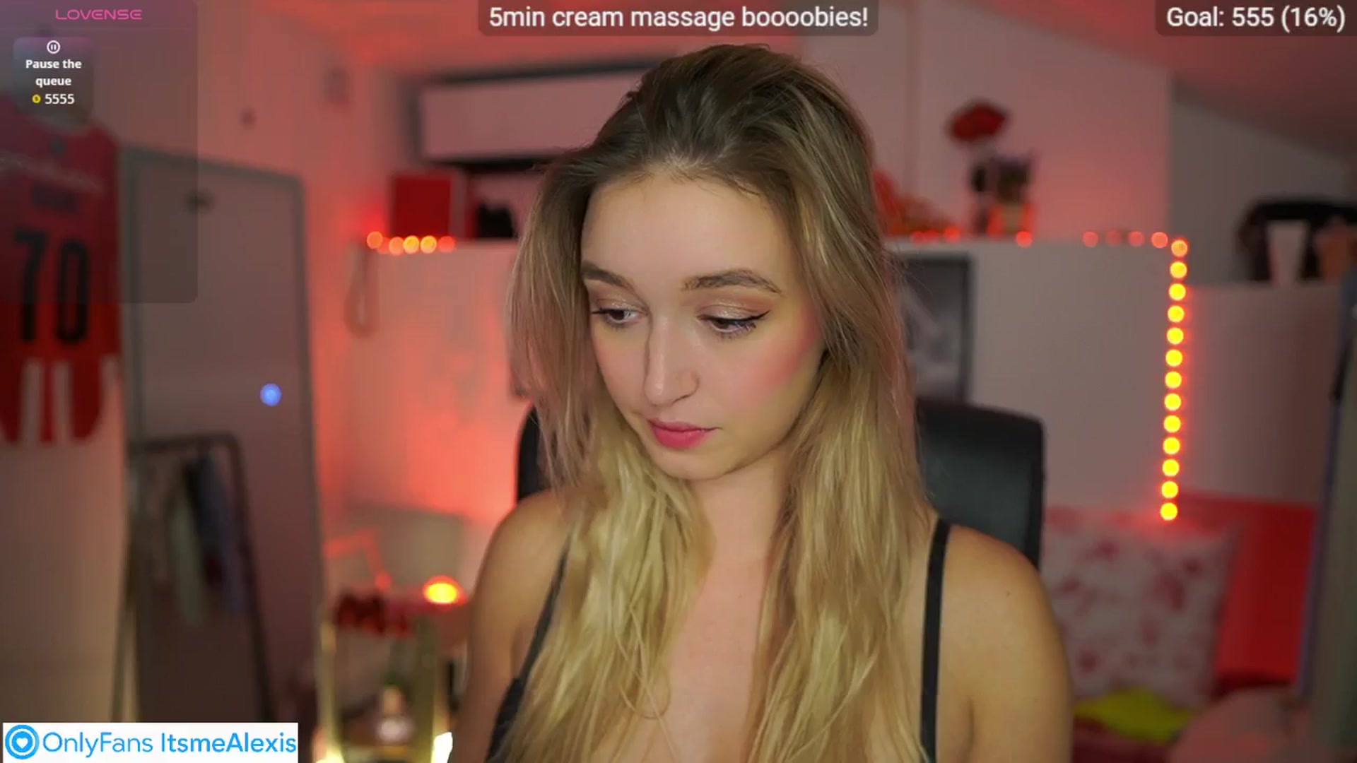 Gallery image thumbnail from Alexis__Texas's myfreecams stream on, 11/14/2025, 23:18 image 10 of 20