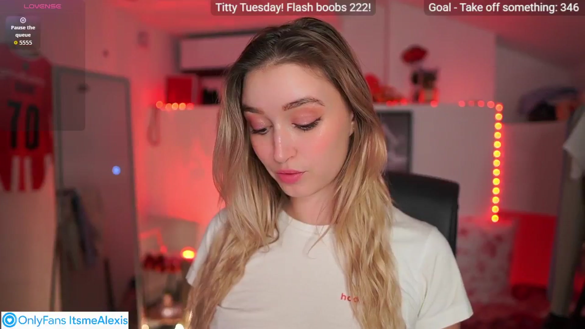 Gallery image thumbnail from Alexis__Texas's myfreecams stream on, 11/18/2025, 18:27 image 12 of 20