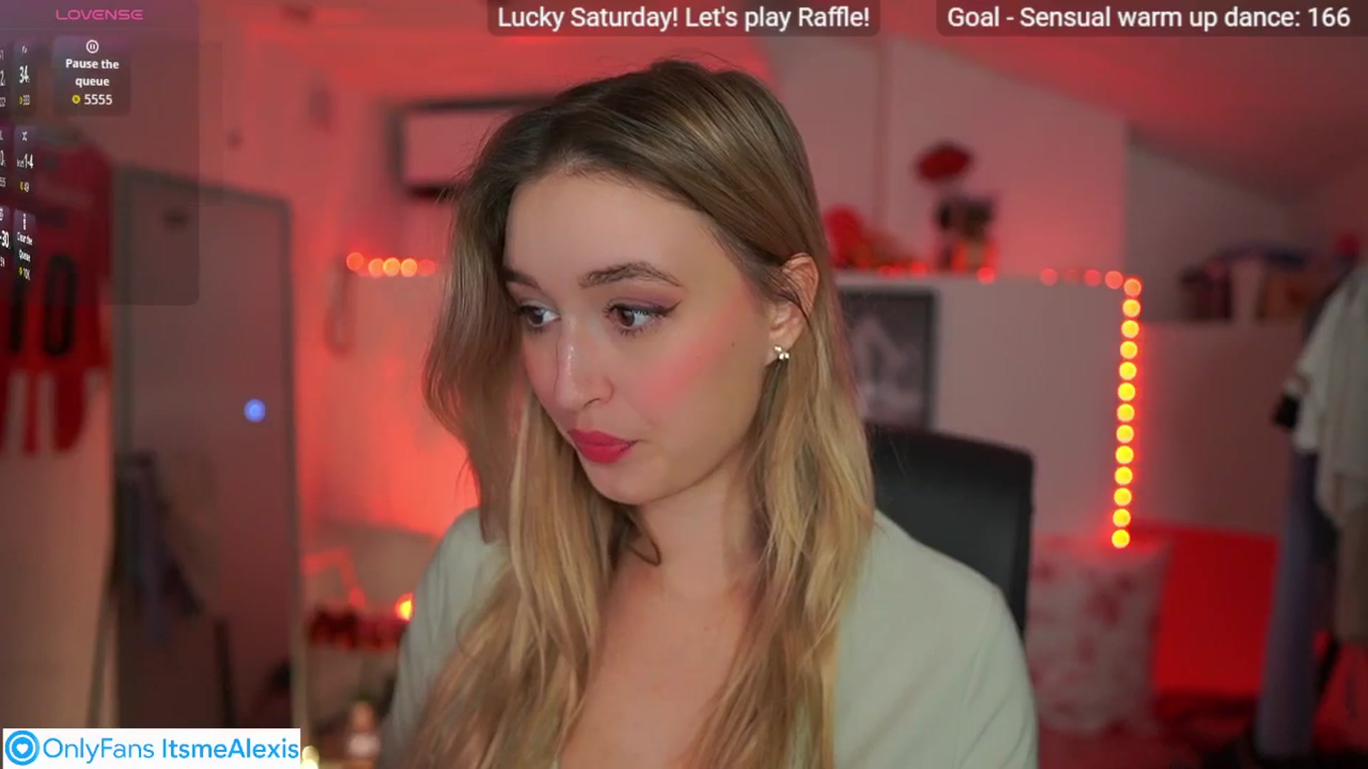 Gallery image thumbnail from Alexis__Texas's myfreecams stream on, 11/22/2025, 18:36 image 6 of 20