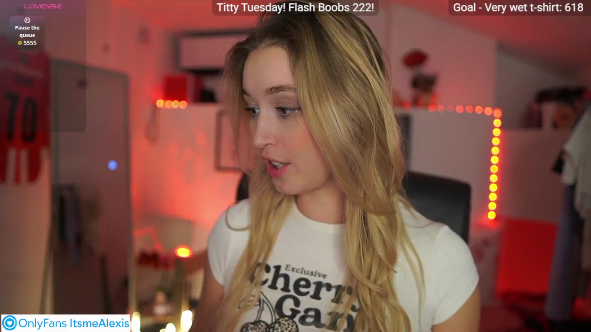 Gallery image thumbnail from Alexis__Texas's myfreecams stream on, 11/25/2025, 18:57 image 14 of 20