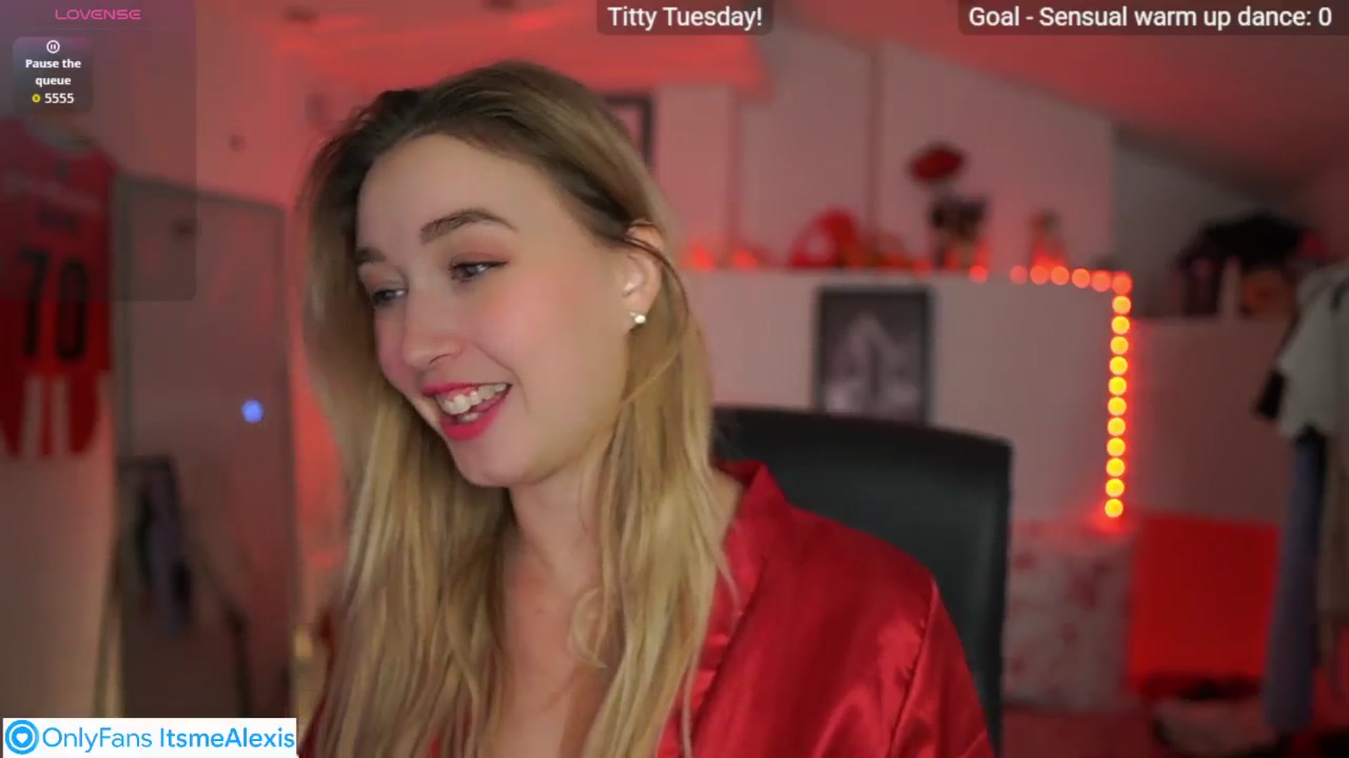 Gallery image thumbnail from Alexis__Texas's myfreecams stream on, 12/02/2025, 19:02 image 6 of 20