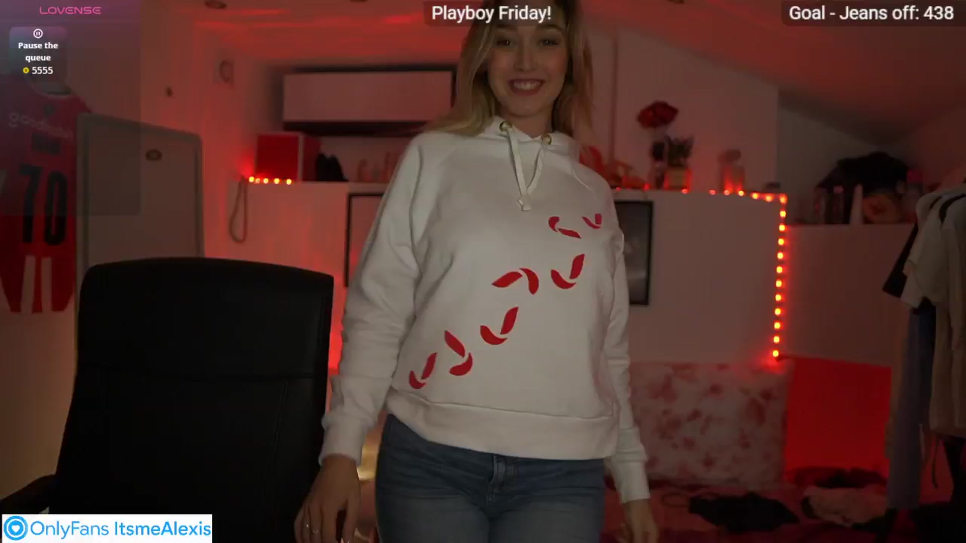 Gallery image thumbnail from Alexis__Texas's myfreecams stream on, 12/05/2025, 22:01 image 14 of 20