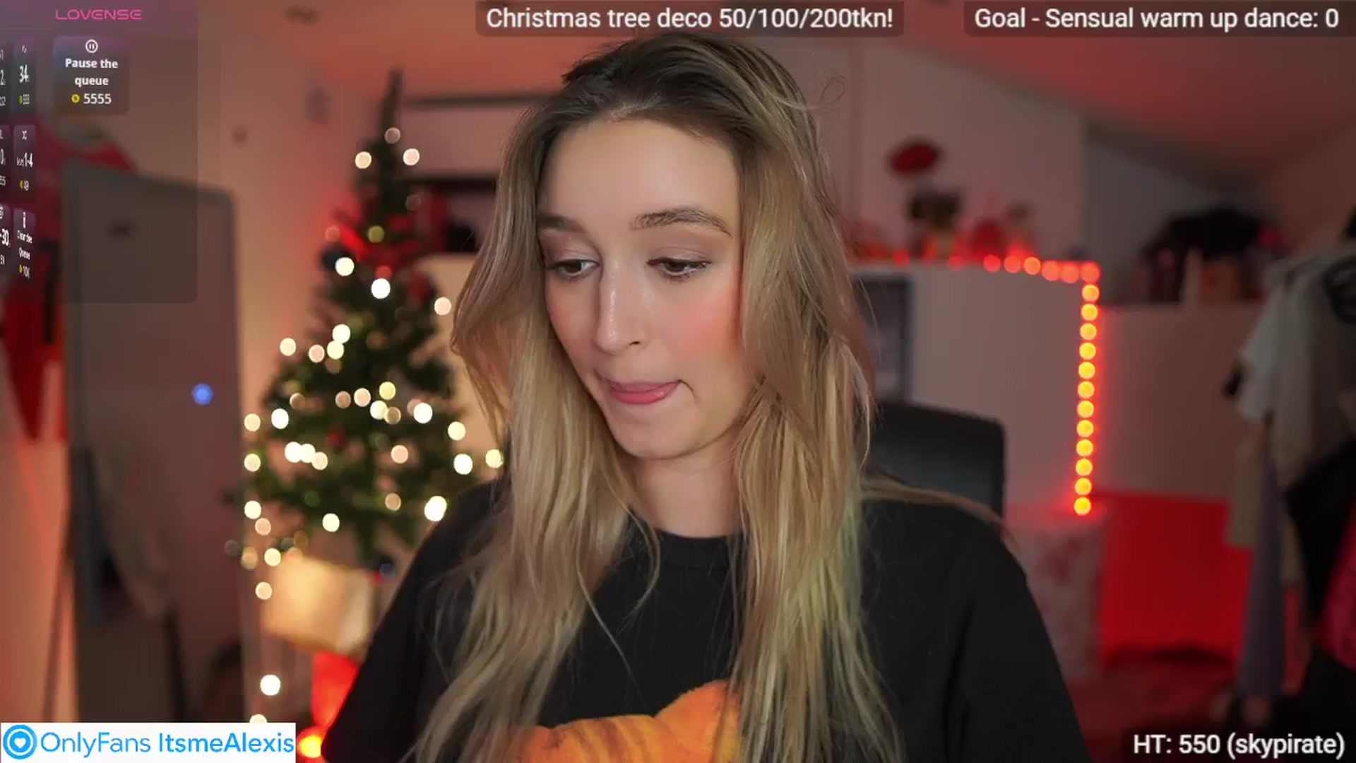 Gallery image thumbnail from Alexis__Texas's myfreecams stream on, 12/12/2025, 20:47 image 5 of 20