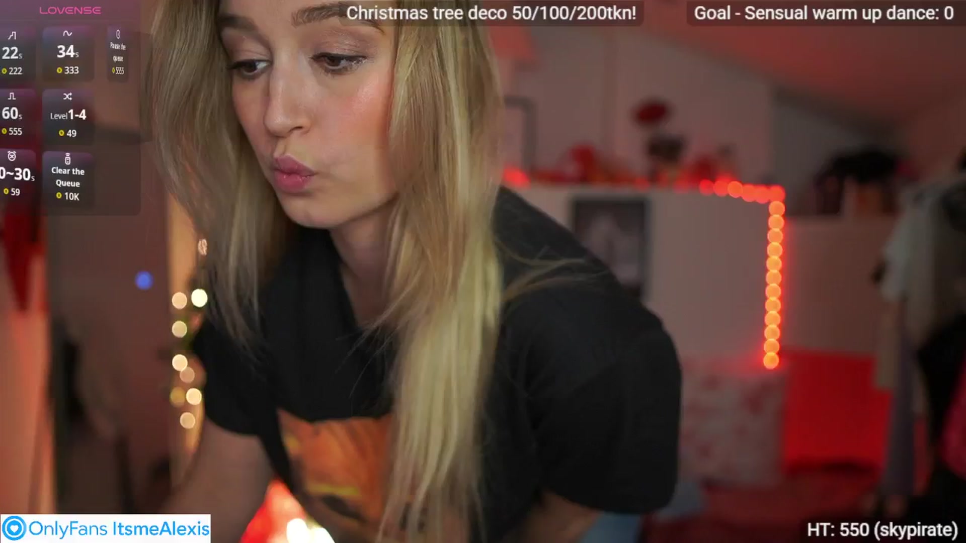 Gallery image thumbnail from Alexis__Texas's myfreecams stream on, 12/12/2025, 20:47 image 2 of 20