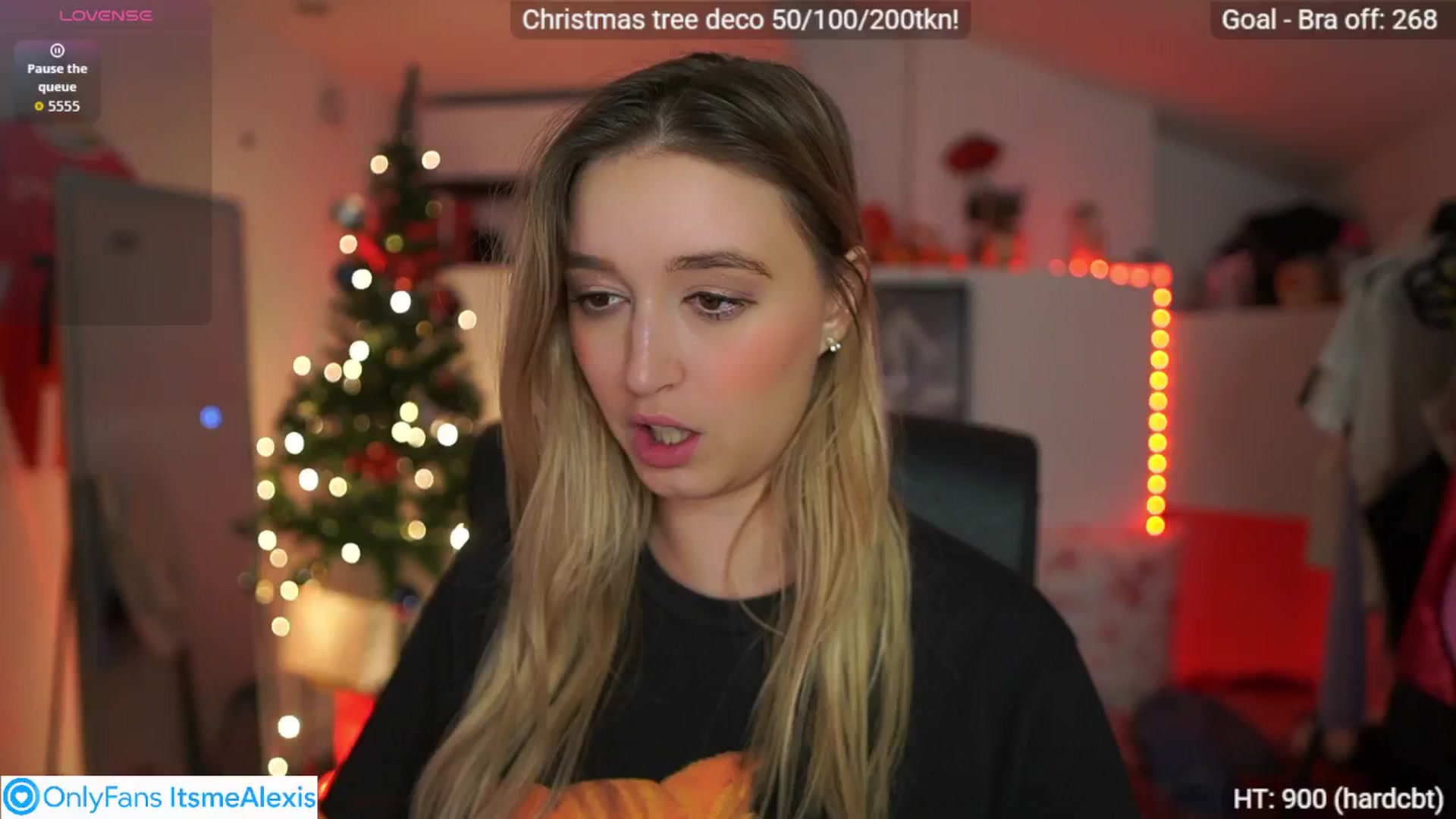 Gallery image thumbnail from Alexis__Texas's myfreecams stream on, 12/13/2025, 24:22 image 1 of 20