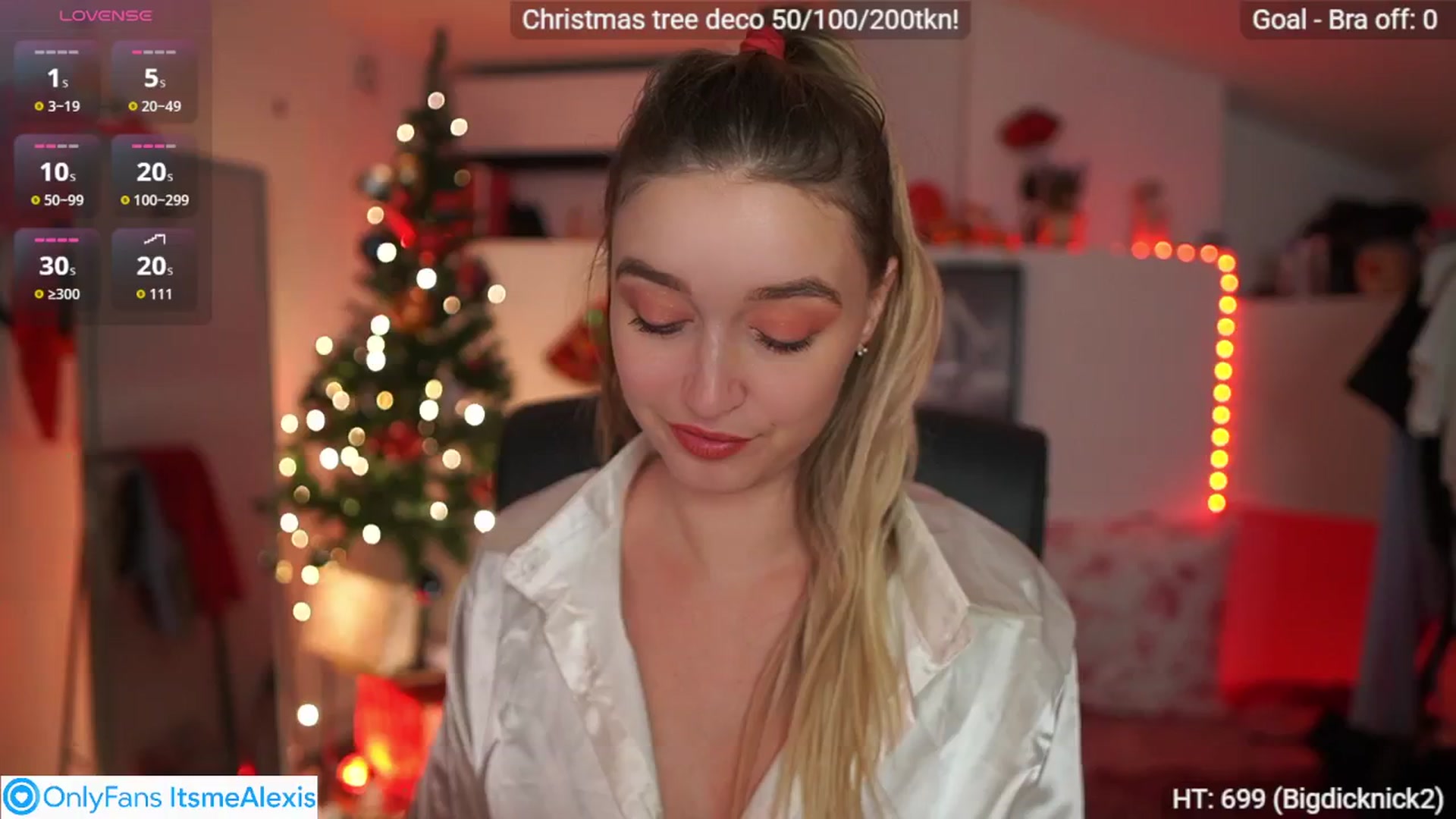 Gallery image thumbnail from Alexis__Texas's myfreecams stream on, 12/17/2025, 23:31 image 19 of 20