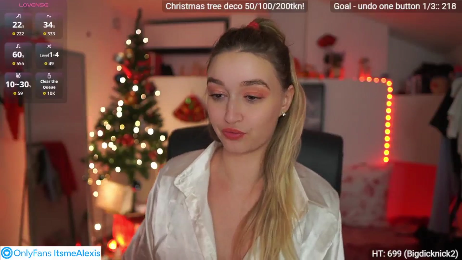 Gallery image thumbnail from Alexis__Texas's myfreecams stream on, 12/18/2025, 24:37 image 4 of 20