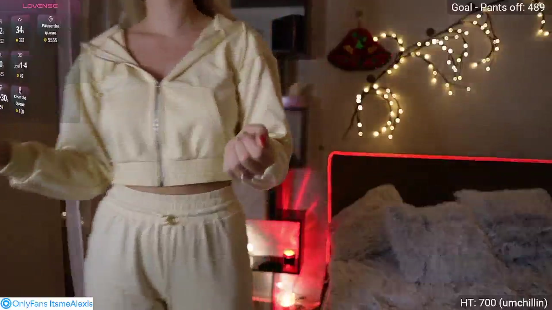 Gallery image thumbnail from Alexis__Texas's myfreecams stream on, 12/28/2025, 23:14 image 10 of 20