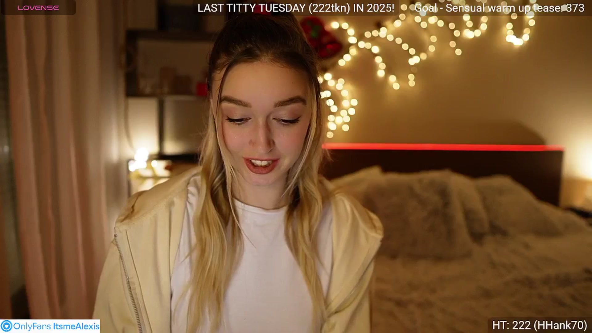 Gallery image thumbnail from Alexis__Texas's myfreecams stream on, 12/30/2025, 17:40 image 5 of 20