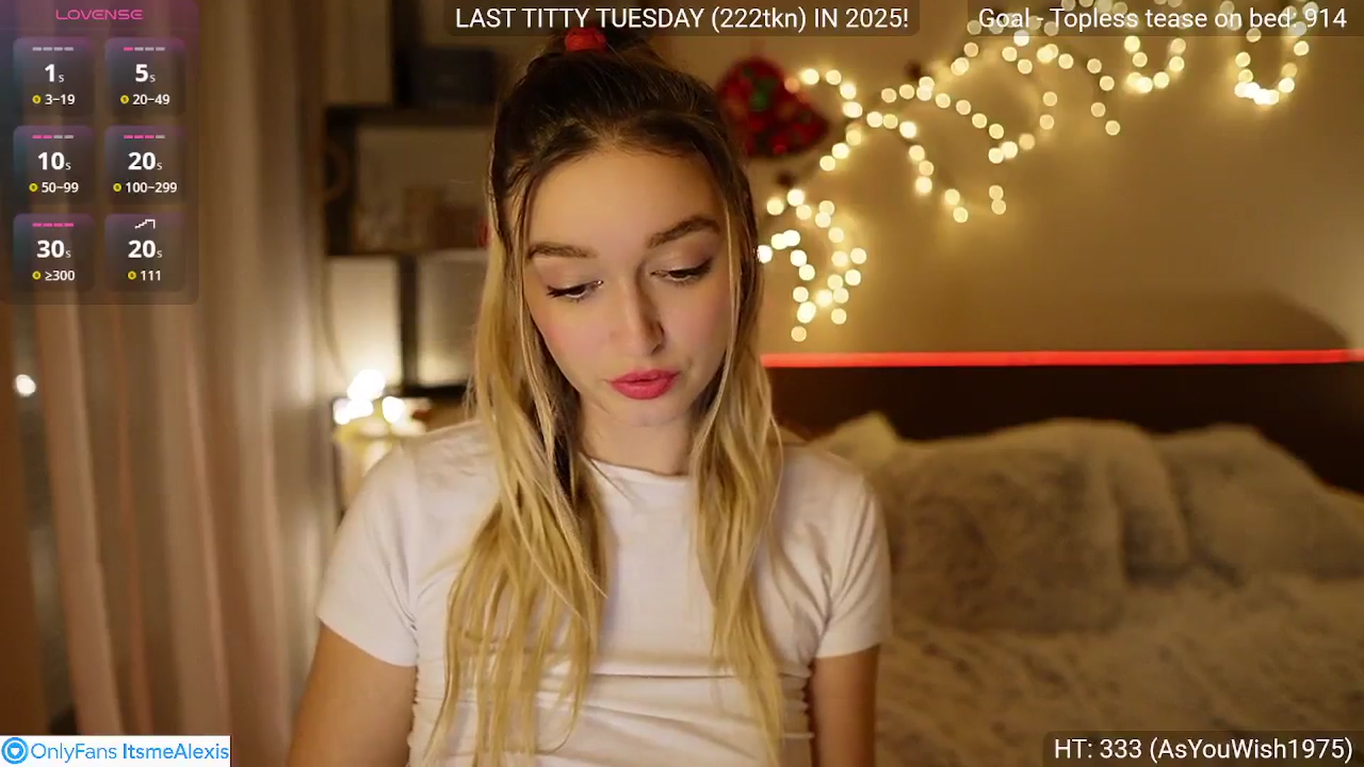 Gallery image thumbnail from Alexis__Texas's myfreecams stream on, 12/30/2025, 19:42 image 16 of 20