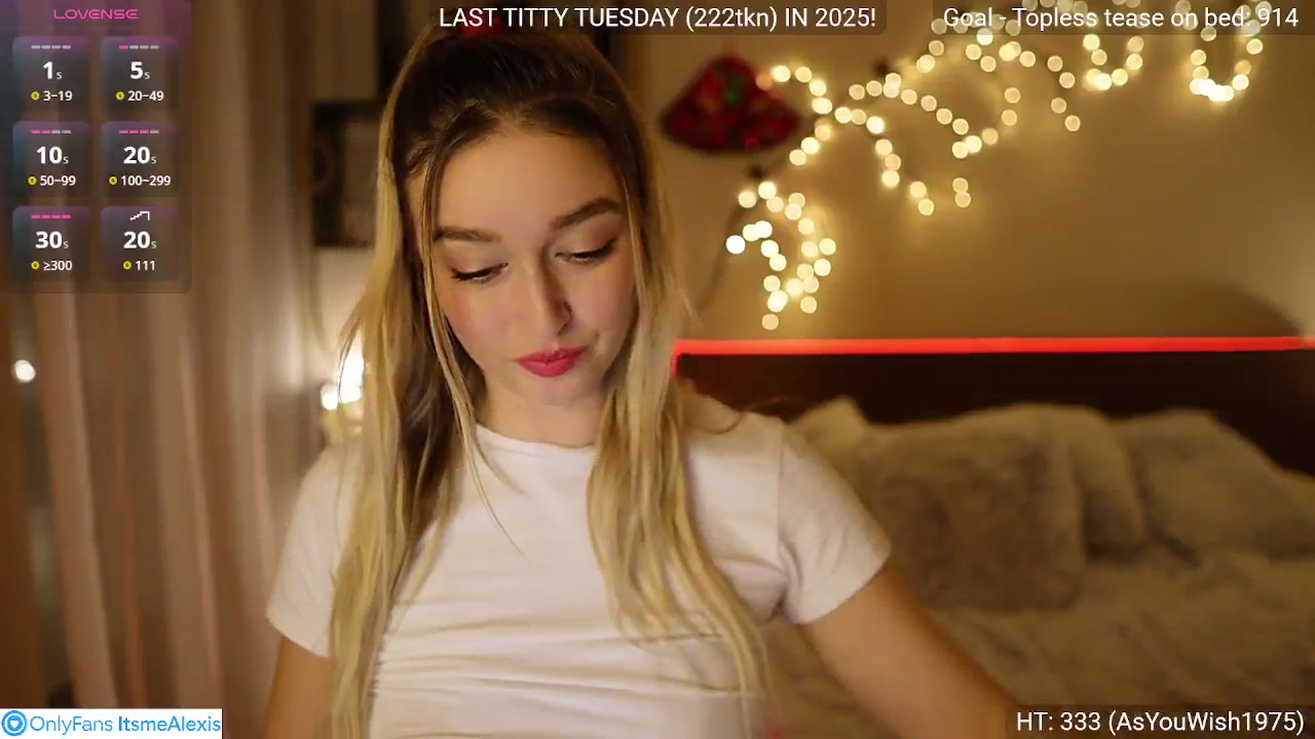 Gallery image thumbnail from Alexis__Texas's myfreecams stream on, 12/30/2025, 19:42 image 18 of 20