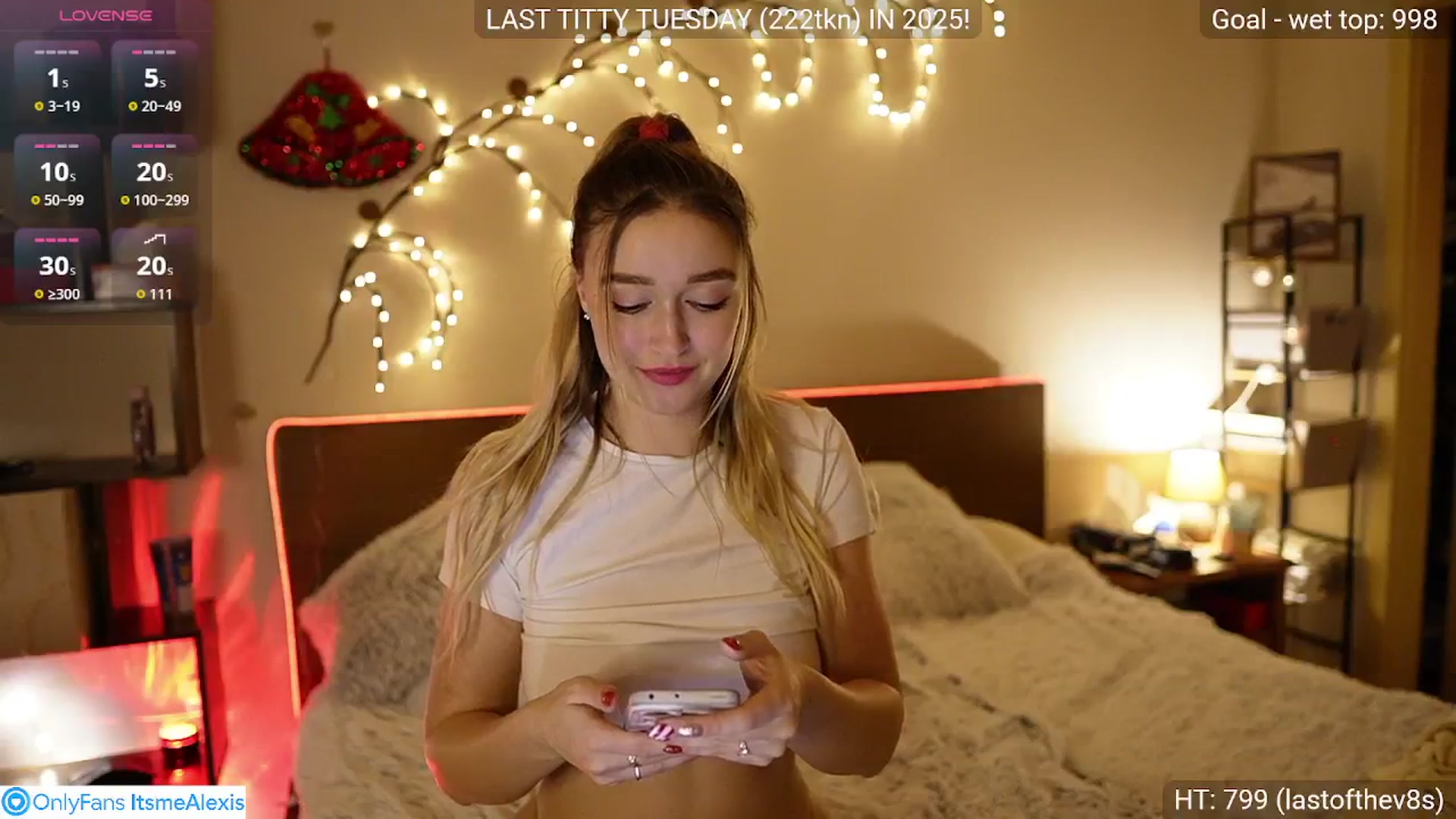 Gallery image thumbnail from Alexis__Texas's myfreecams stream on, 12/30/2025, 21:02 image 19 of 20
